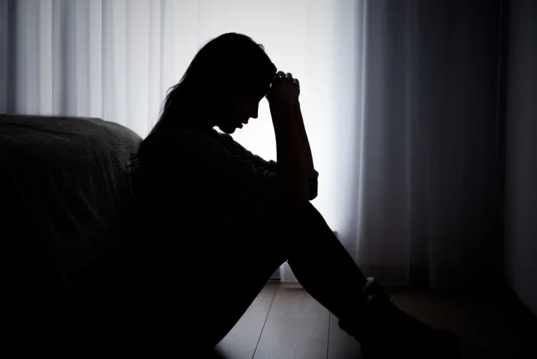 Přečtete si více ze článku CBD a deprese: co říkají studie a proč je opatrnost důležitá
